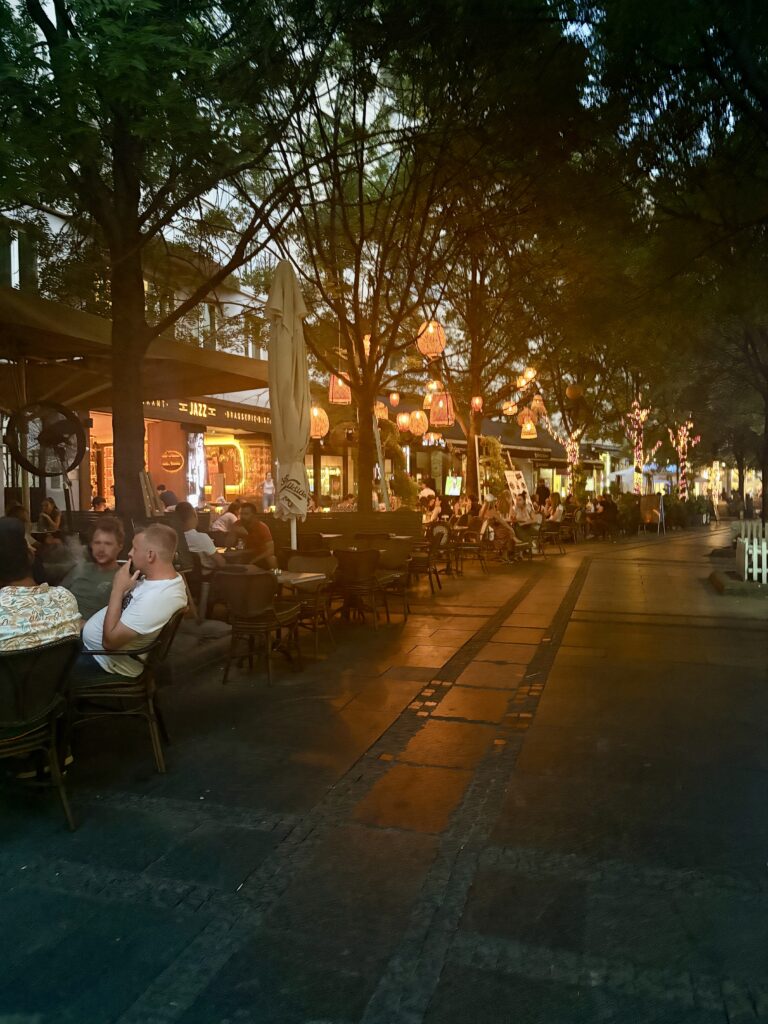 Restaurant street