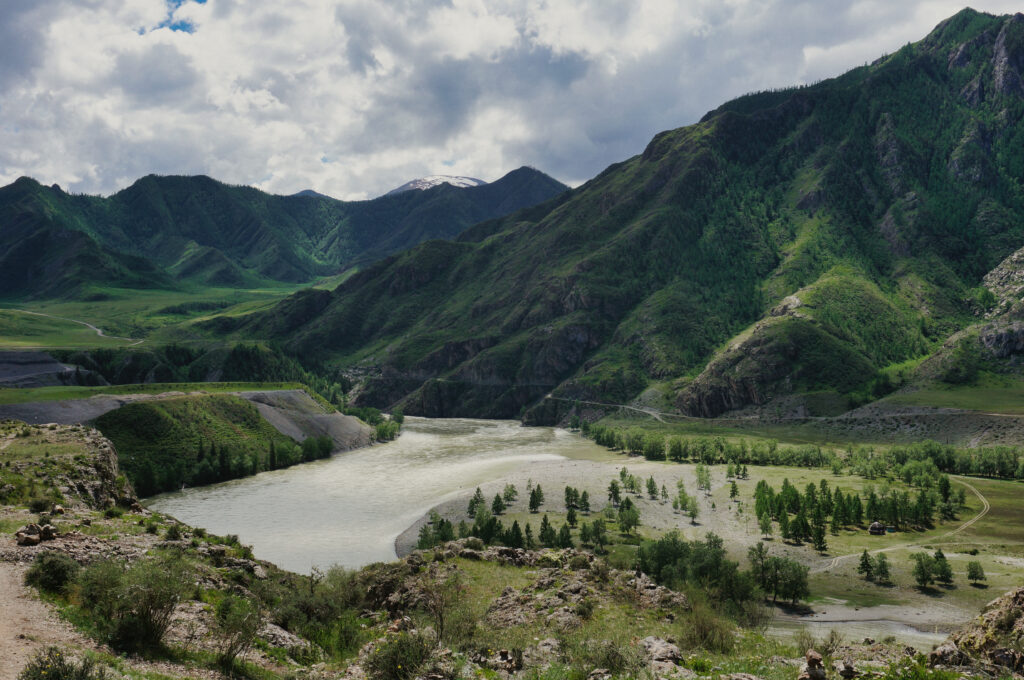 Seminskiy Mountain Pass