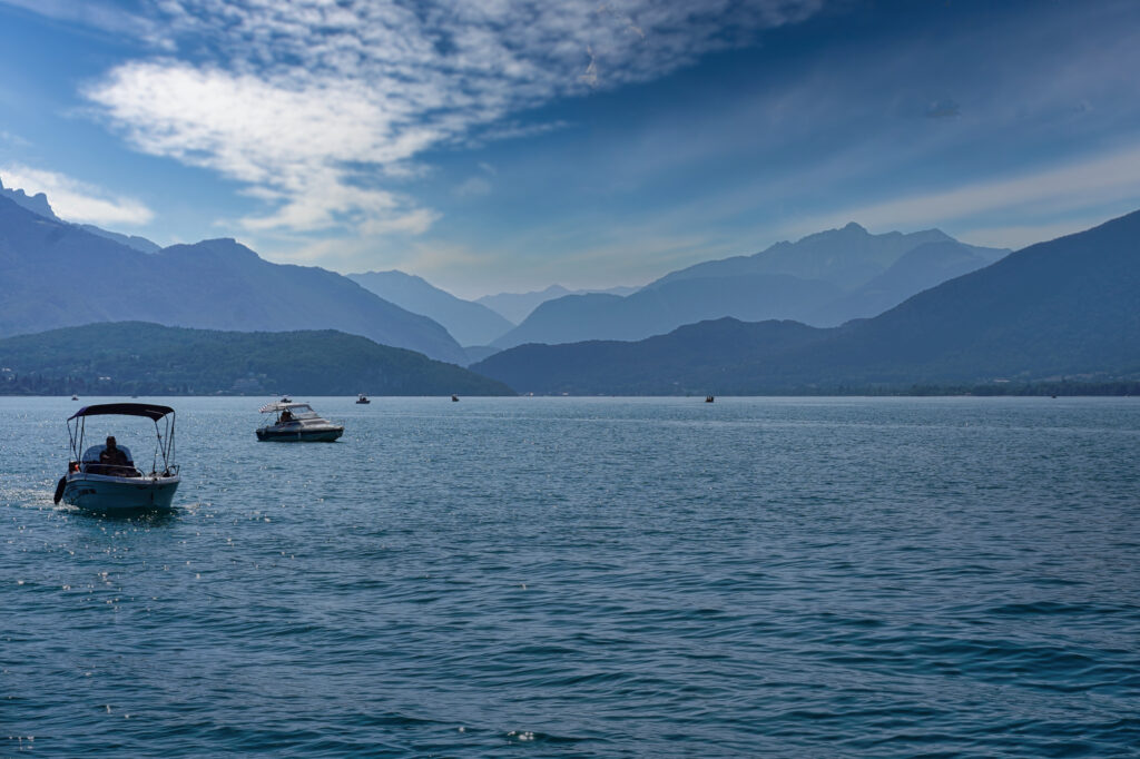 Lake tour
